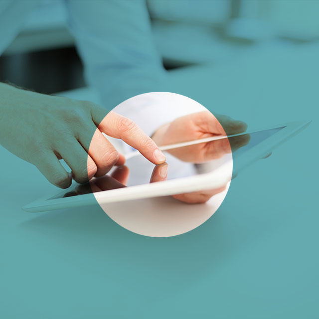 Créez, gérez et partagez des rapports en toute sécurité grâce aux contrôles opérationnels auditables. Créez, gérez et partagez des rapports en toute sécurité grâce aux contrôles opérationnels auditables.
