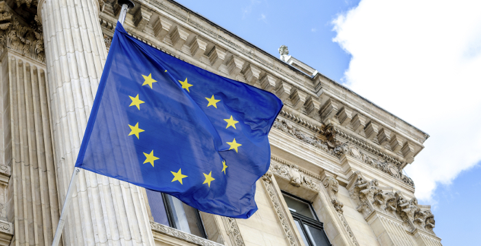 Collaboration Under New General Data Protection Regulations in the European Union